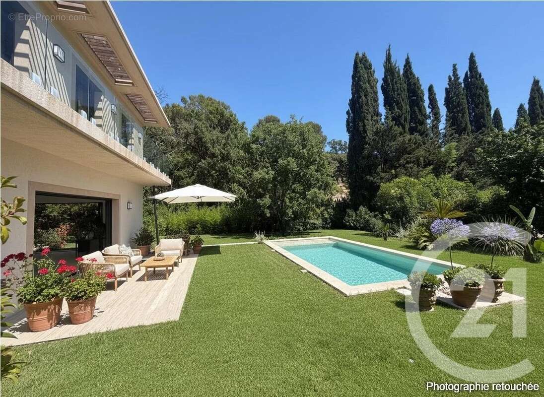 Maison 160 m² à Mougins  - photo 2