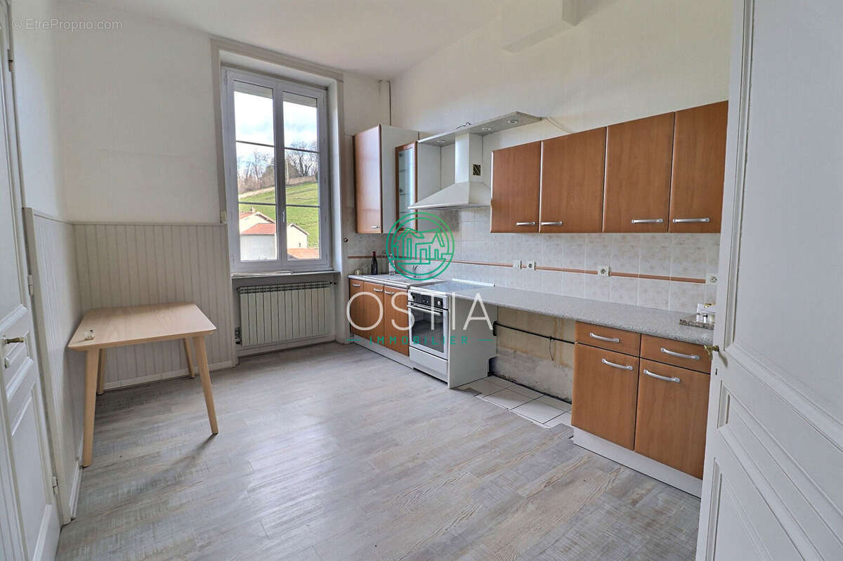 Appartement à CHATEAUNEUF