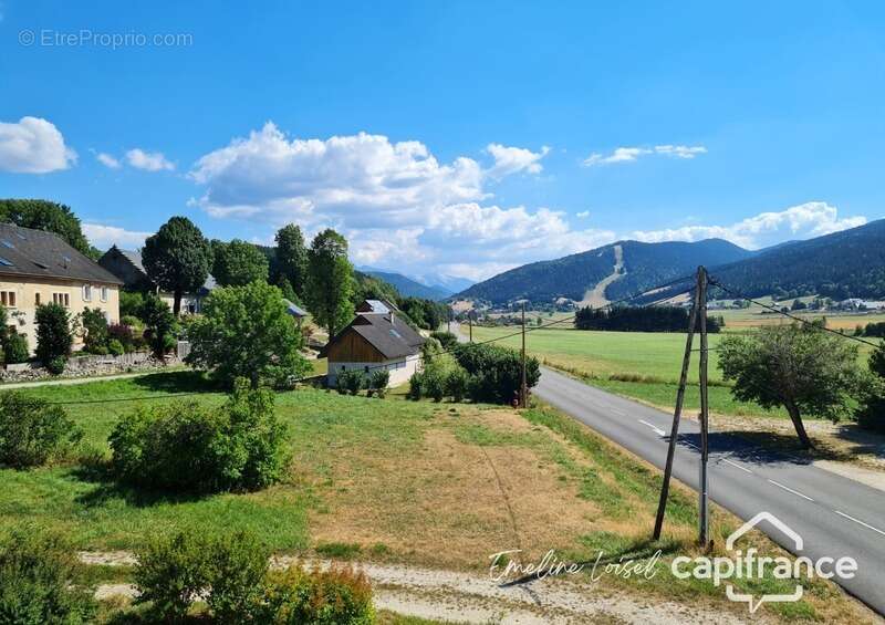 Appartement à MEAUDRE