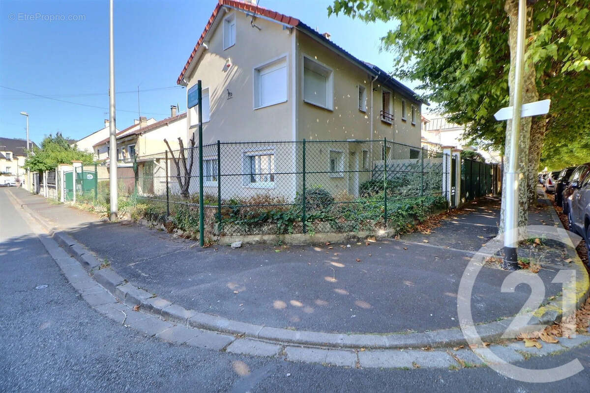 Maison 62 m² à Aulnay-Sous-Bois  - photo 14