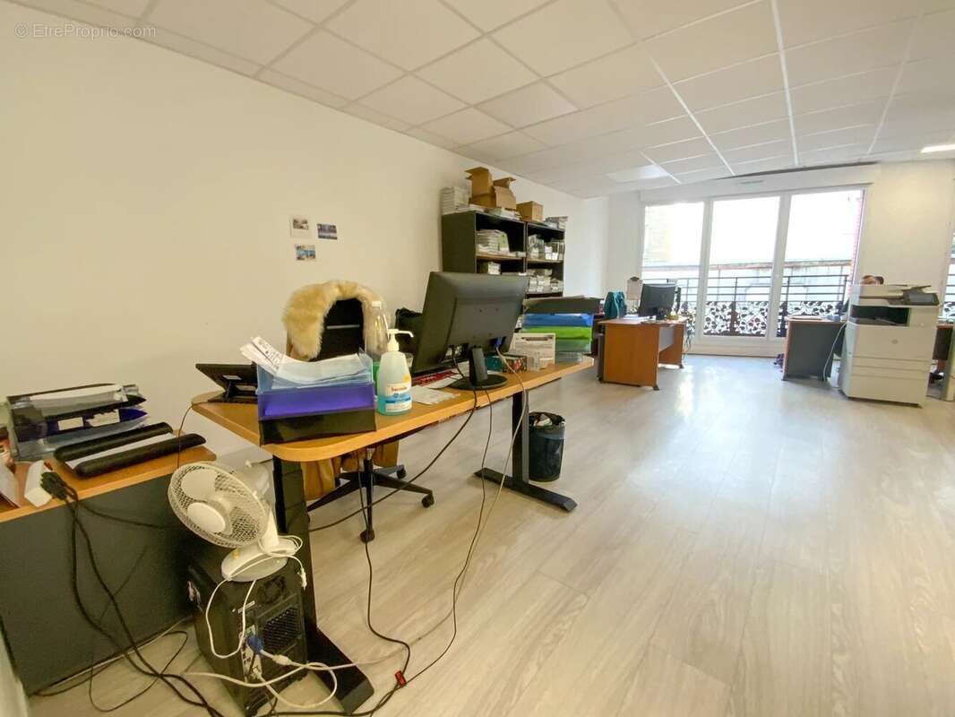 Commerce à LE RAINCY