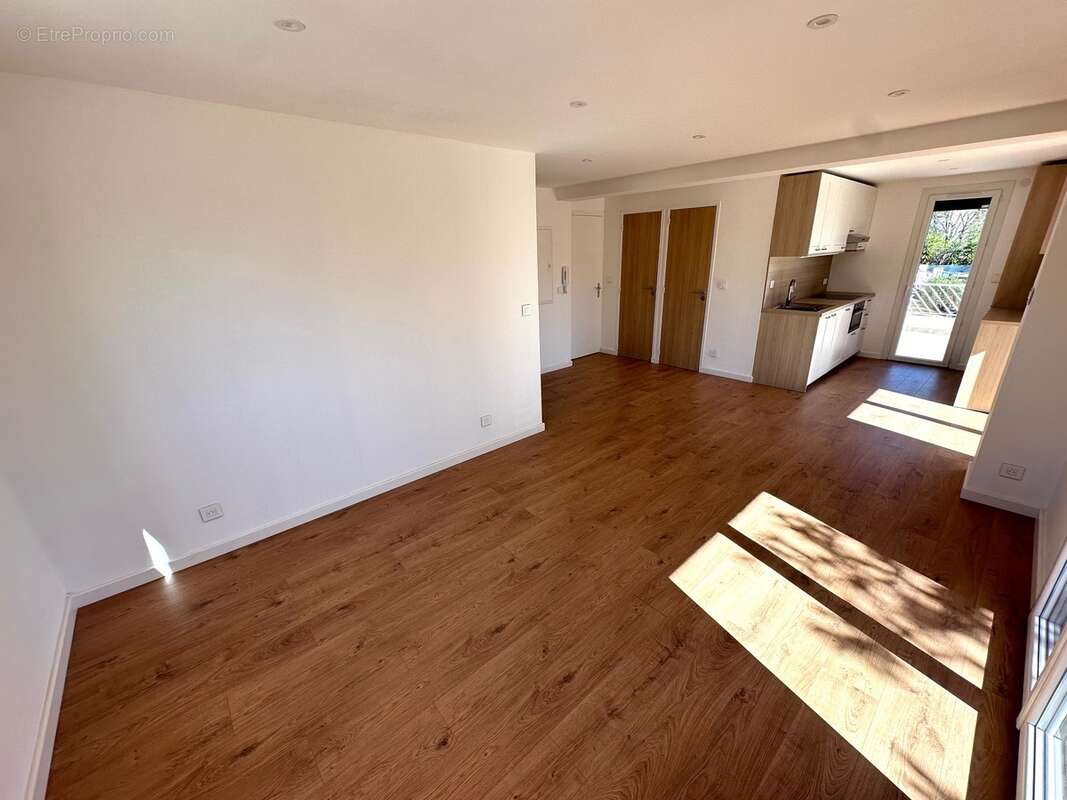 Appartement à SIX-FOURS-LES-PLAGES