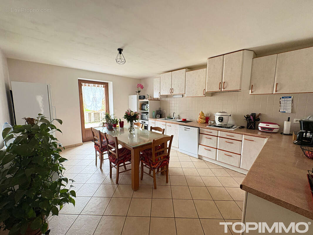 Maison à FREMIFONTAINE