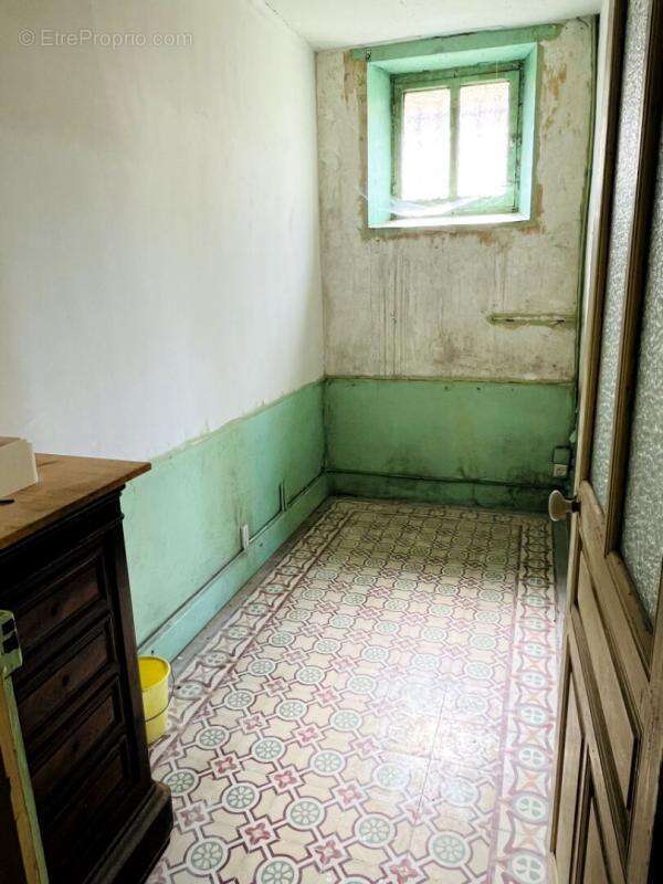 Maison à LES GRANDES-CHAPELLES