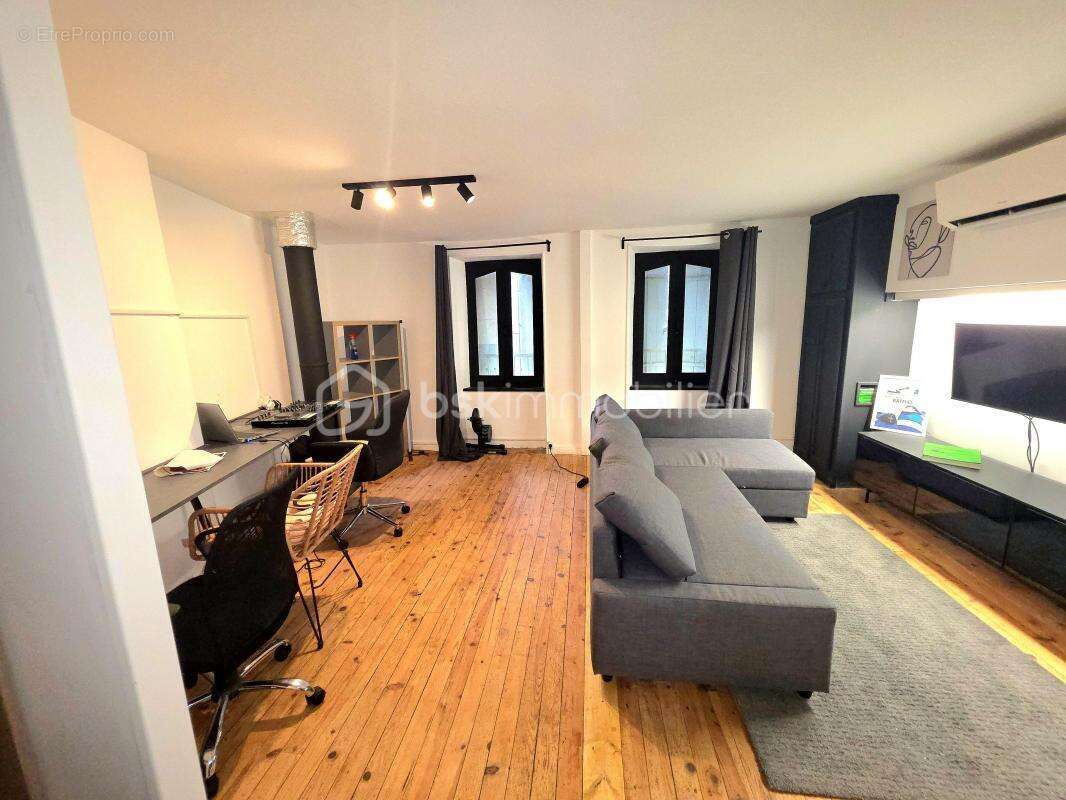 Maison à VILLARDONNEL