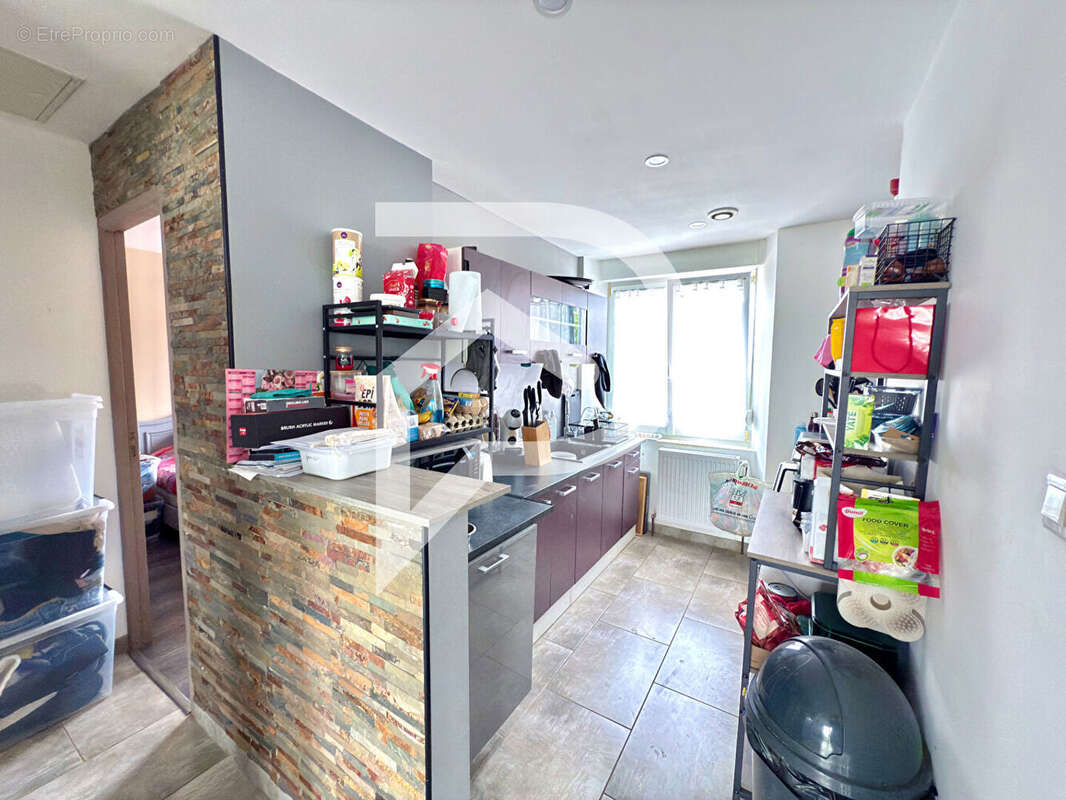 Maison à MANDRES-LA-COTE