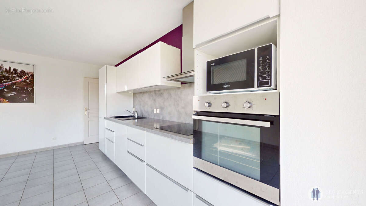 Appartement à SAINT-MARTIN-D&#039;HERES