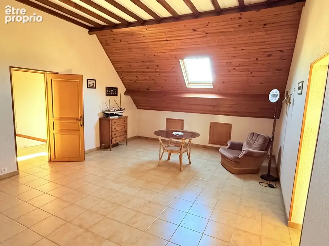 - Maison indépendante avec grand volume - - photo 9