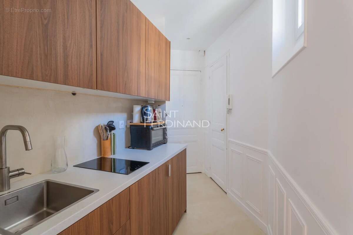 Paris 17ème Batignolles. Legendre. 2 pièces 1 chambre. - photo 3