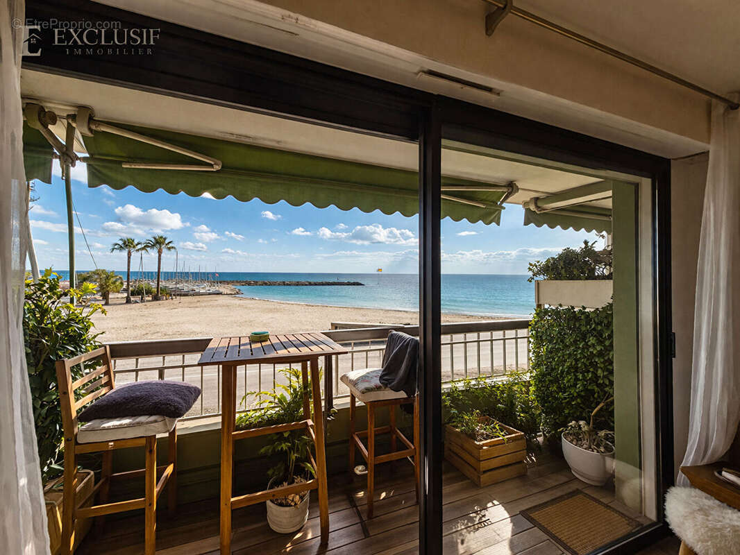 Appartement à ROQUEBRUNE-CAP-MARTIN