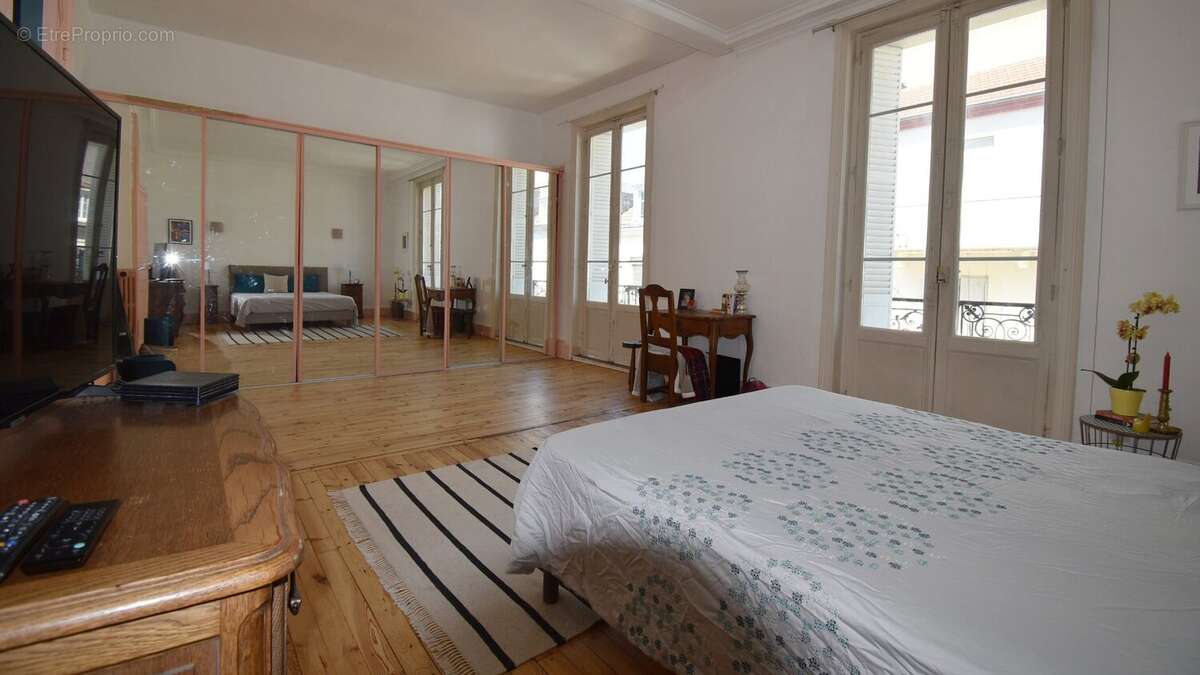 Appartement à VICHY