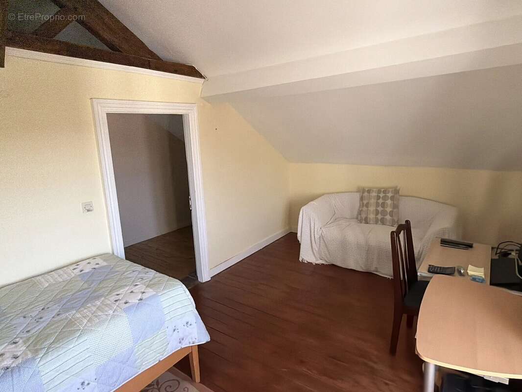 Maison spacieuse de 4 à 5 chambres, cuisine équipée, grands jardins - photo 21