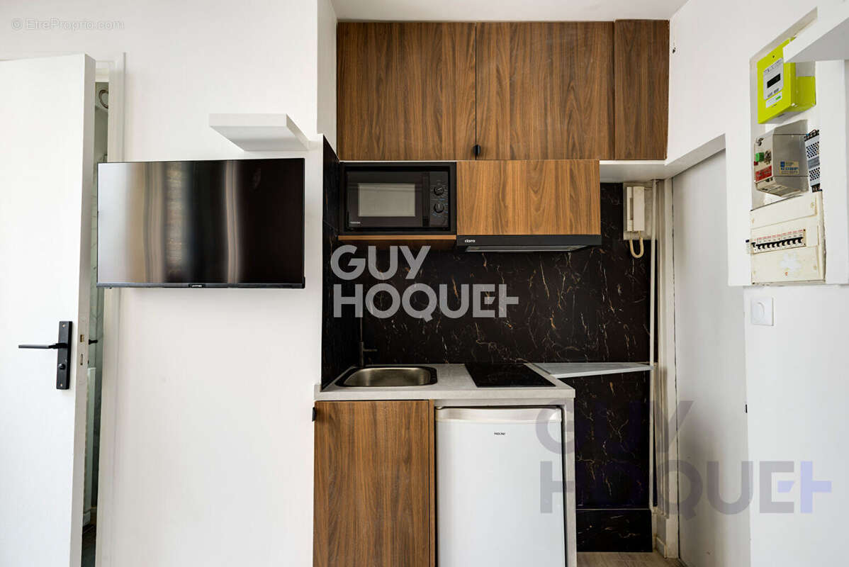 Bel Studio de 11.05 m2 Village Ramey à Montmartre - photo 2