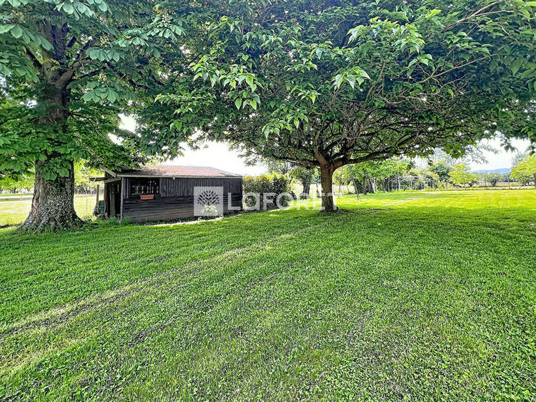 Maison à GARNERANS