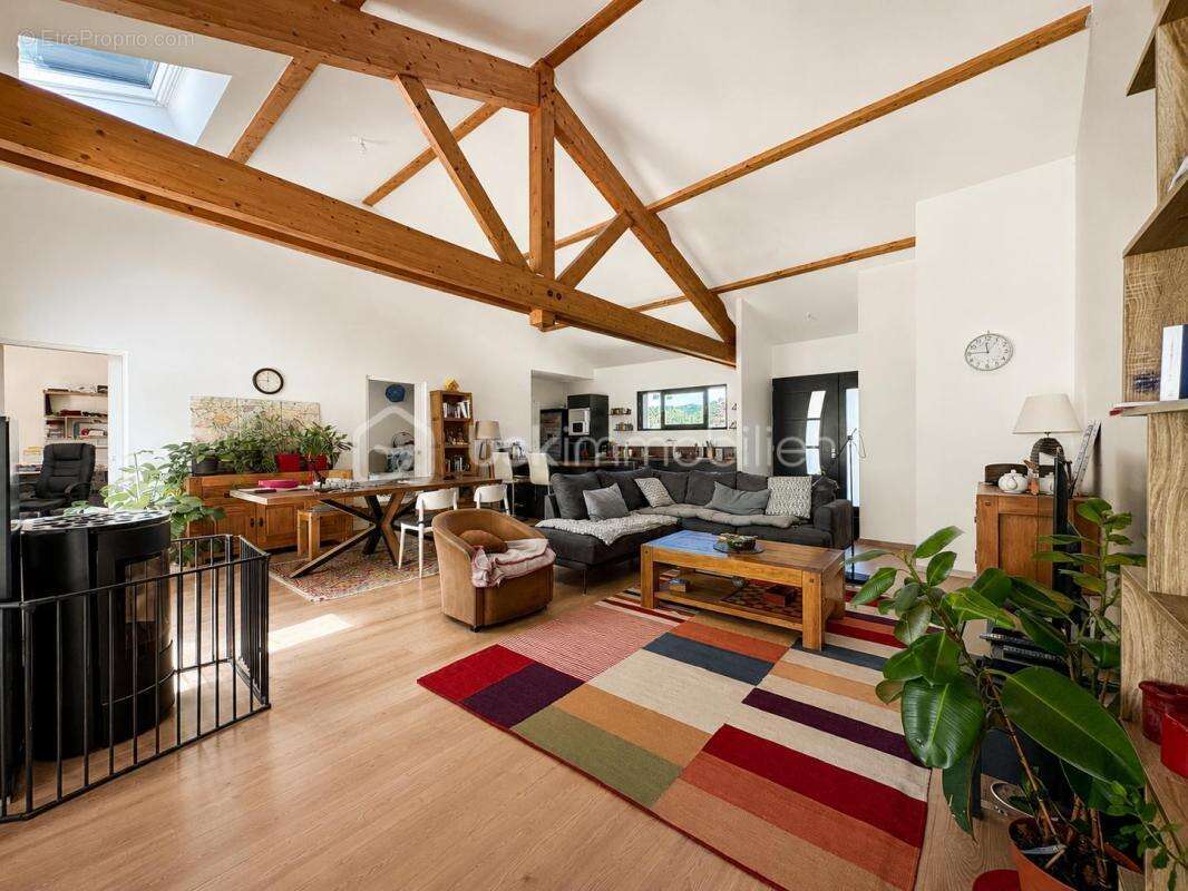 ANNOT – Maison contemporaine d'exception au cœur d'un écrin de nature - photo 6
