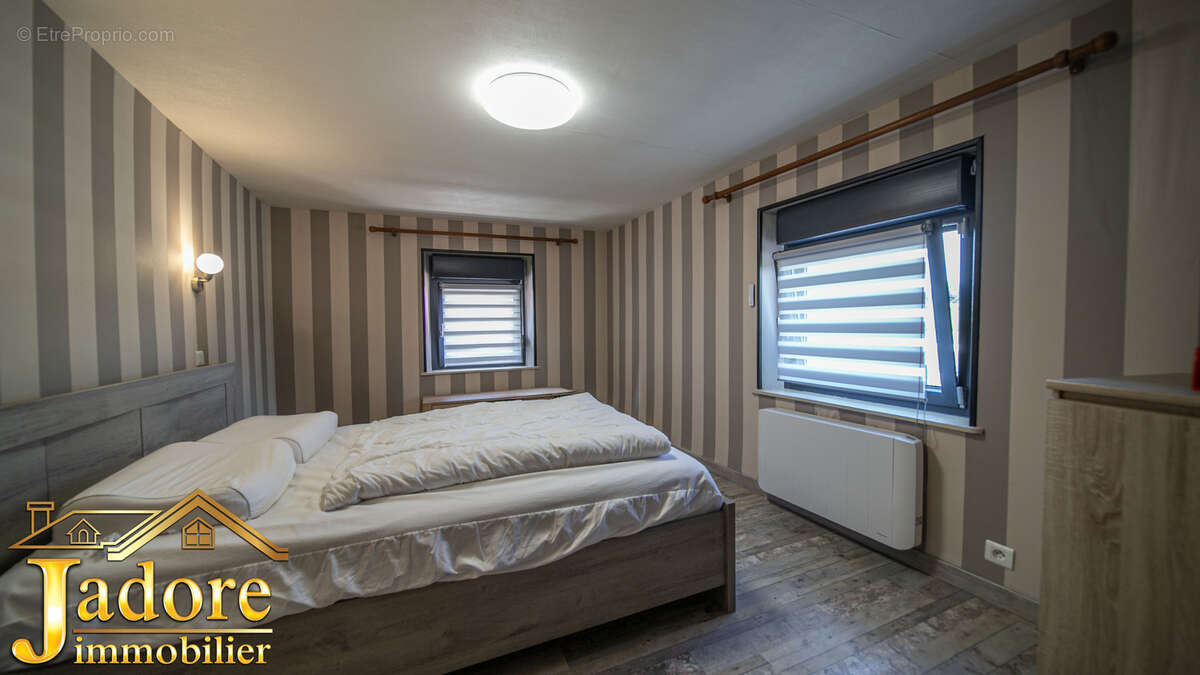 Maison entierement renovee - photo 13