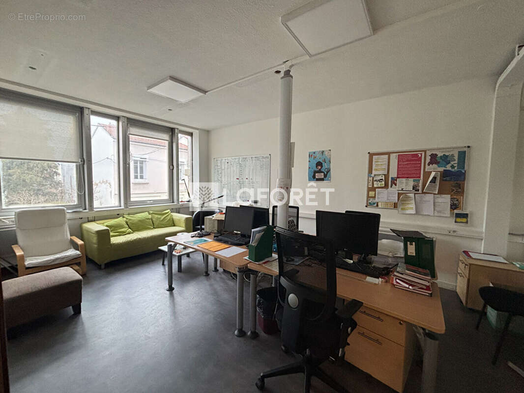 Local d'activité 310 m² ? Roanne centre-ville ? Idéal investisseur - photo 2