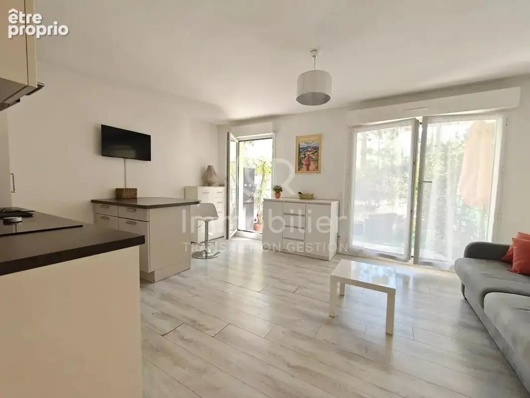 T1 27.33 m² rez-de-jardin sud parking piscine - photo 4