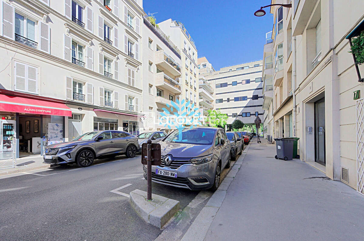Appartement à NEUILLY-SUR-SEINE