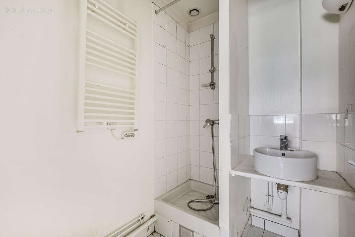 Paris 19 : Appartement 2 pièces de 32,95m² avec travaux - photo 5
