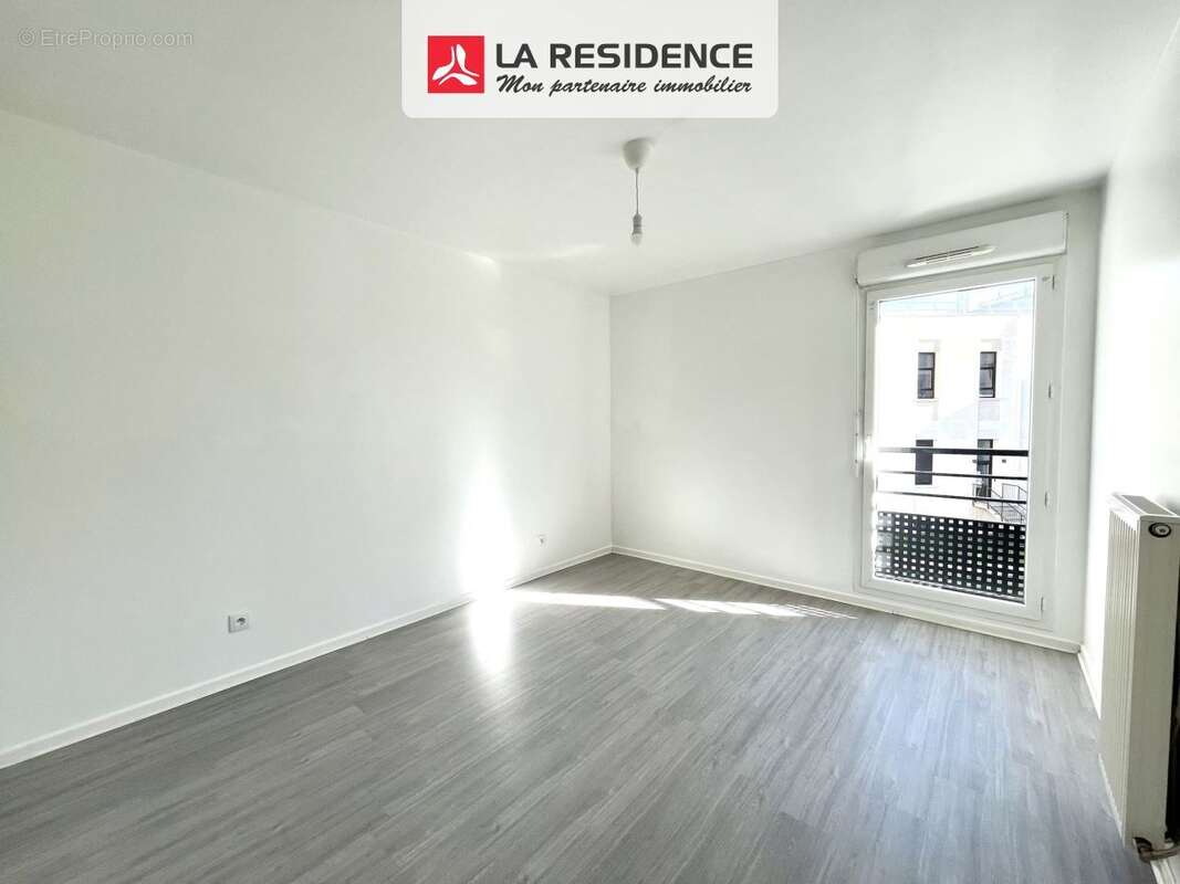 Appartement à SAINT-OUEN-L'AUMONE
