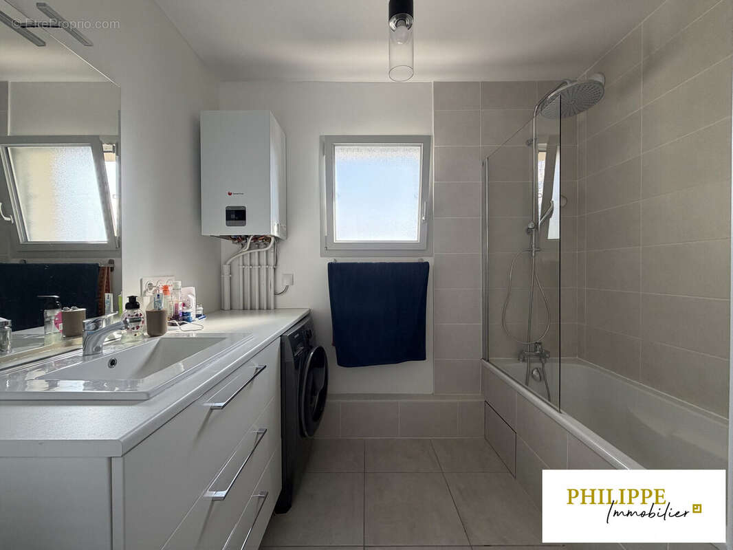 Appartement à CROLLES