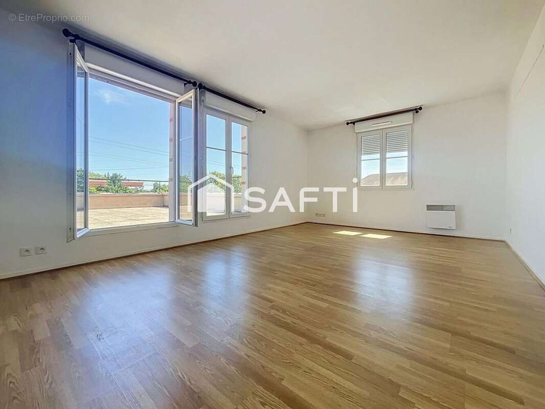 Photo 3 - Appartement à ELANCOURT