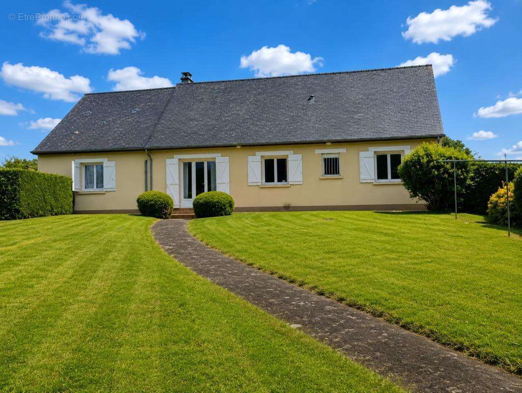 Appartement à LOUE