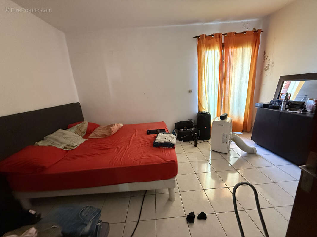 Appartement à SAINT-DENIS