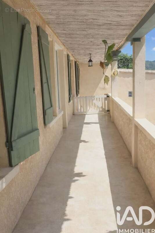 Maison 128 m² à Curnier  - photo 8