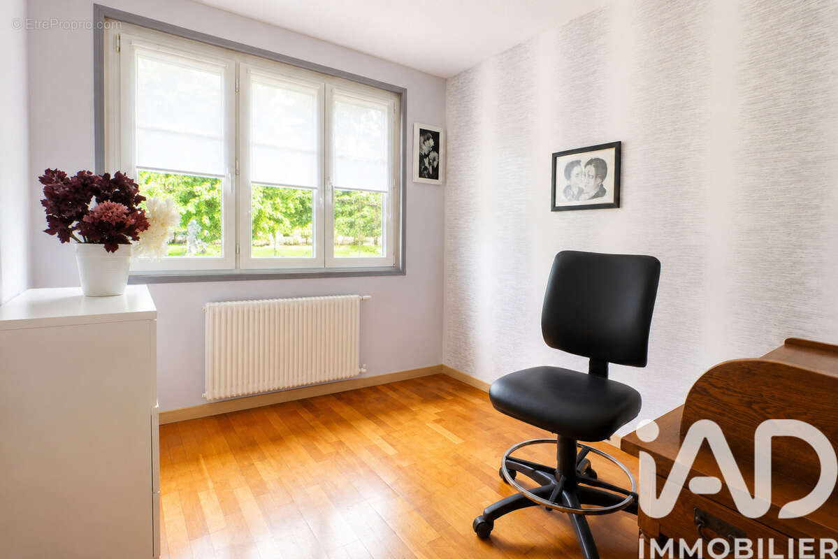 Maison 100 m² à Foulangues  - photo 6