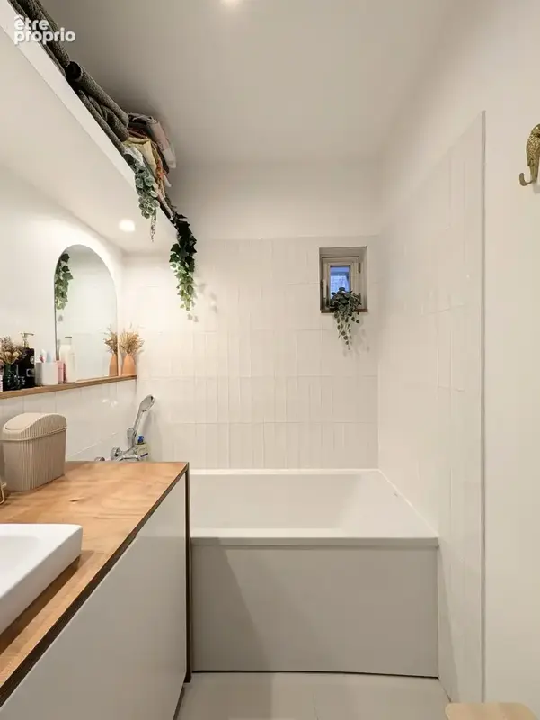 Bel appartement 5 pièces de 115 m2 + combles centre ville de Montpellier avec ascenseur et place de stationnem - photo 12