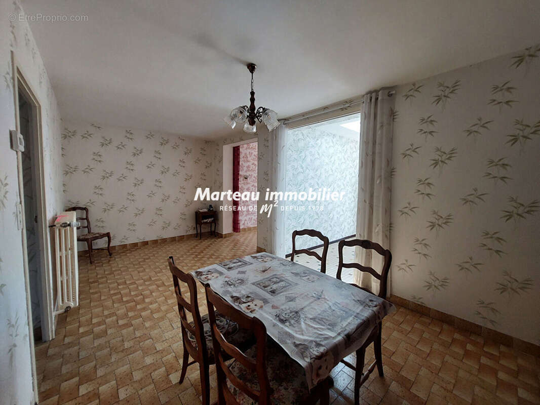 Maison à ALLONNES