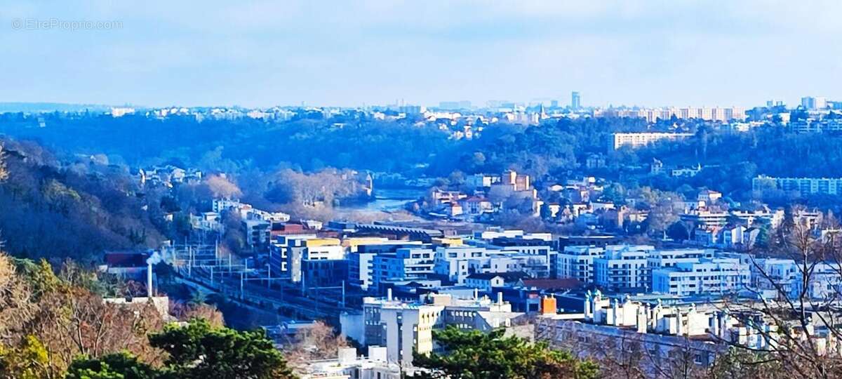 Appartement à LYON-9E