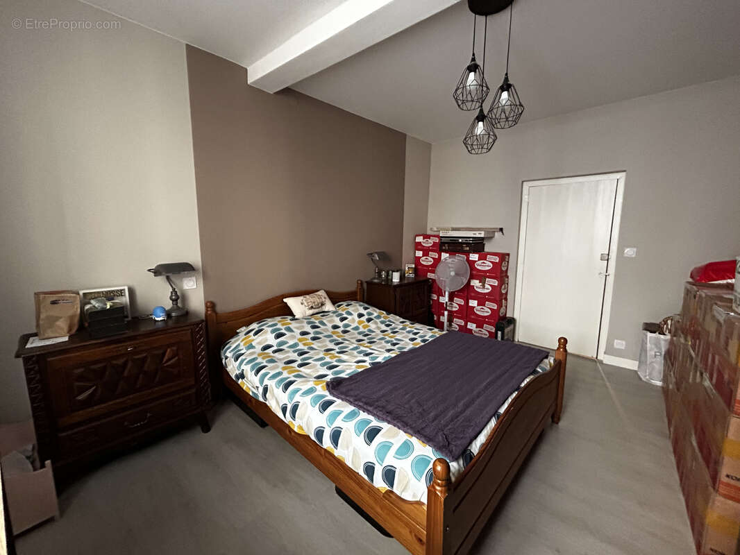 Maison à LABRUGUIERE