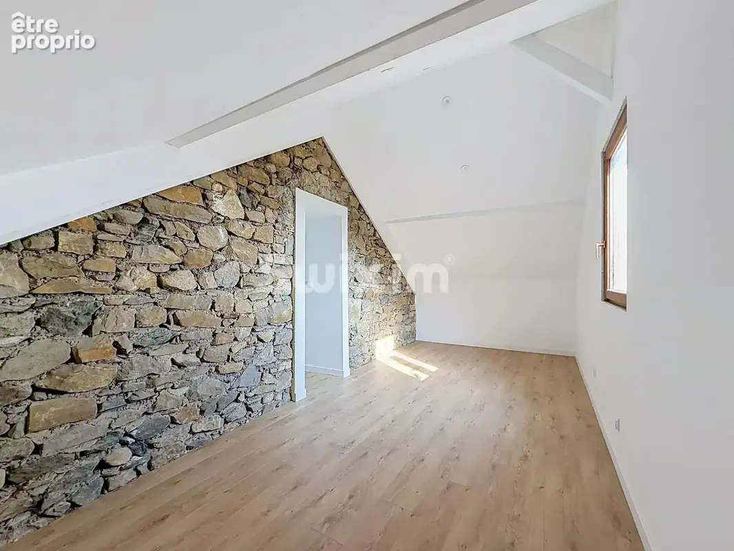 Appartement rénové au calme - photo 4