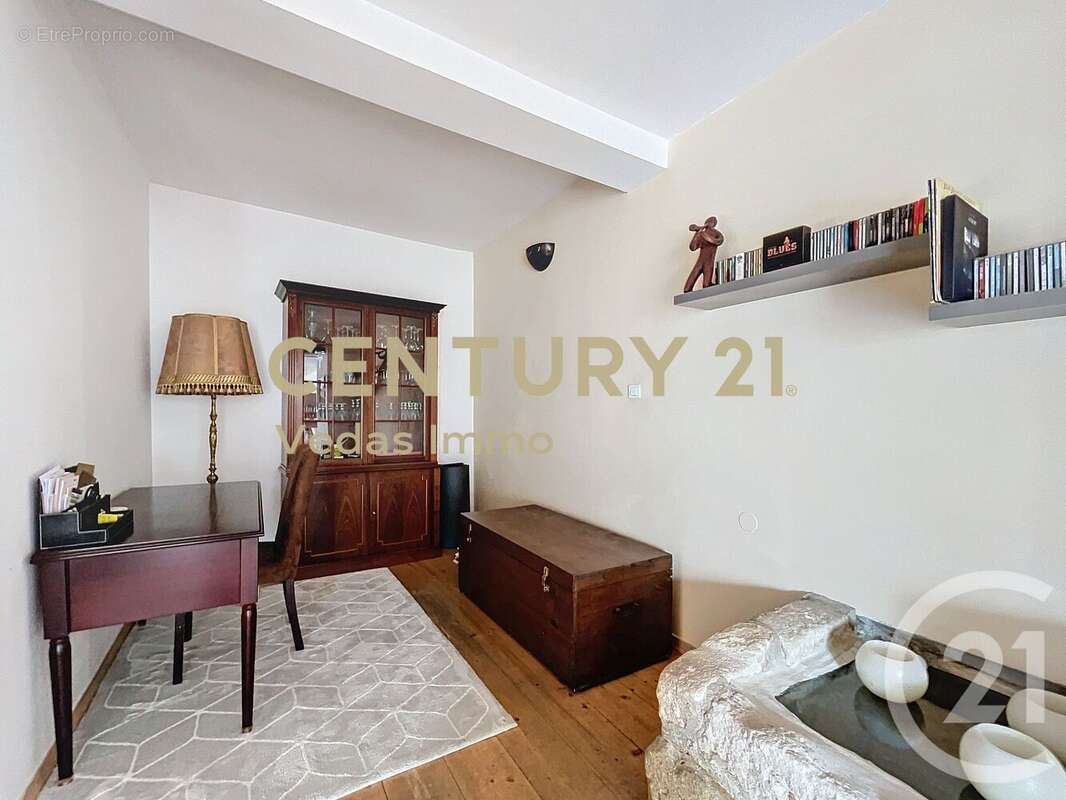 Maison à SAINT-JEAN-DE-VEDAS