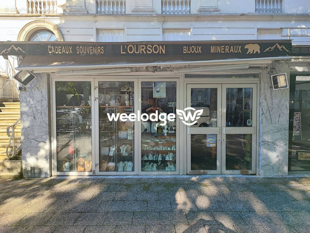 Vitrine du magasin - Commerce à BAGNERES-DE-LUCHON