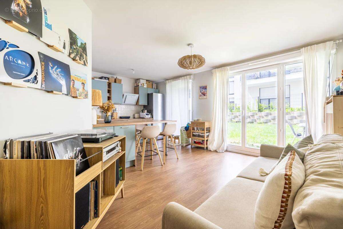 Appartement à EPINAY-SUR-ORGE