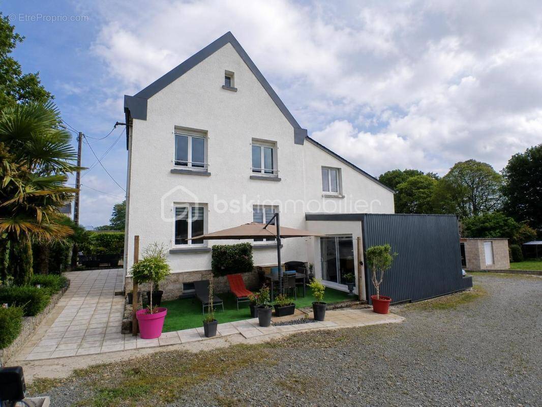 Maison à LE SOURN