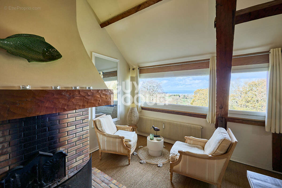 Appartement à TOURGEVILLE