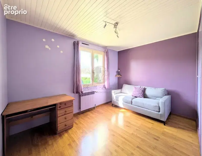Maison avec piscine, vaste terrasse et fort potentiel d’évolution - photo 14