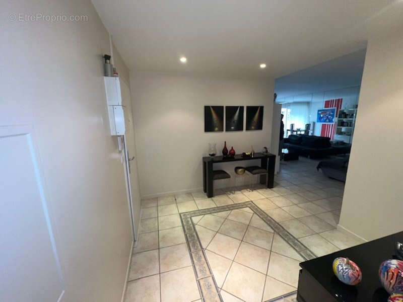 Appartement à PARIS-19E