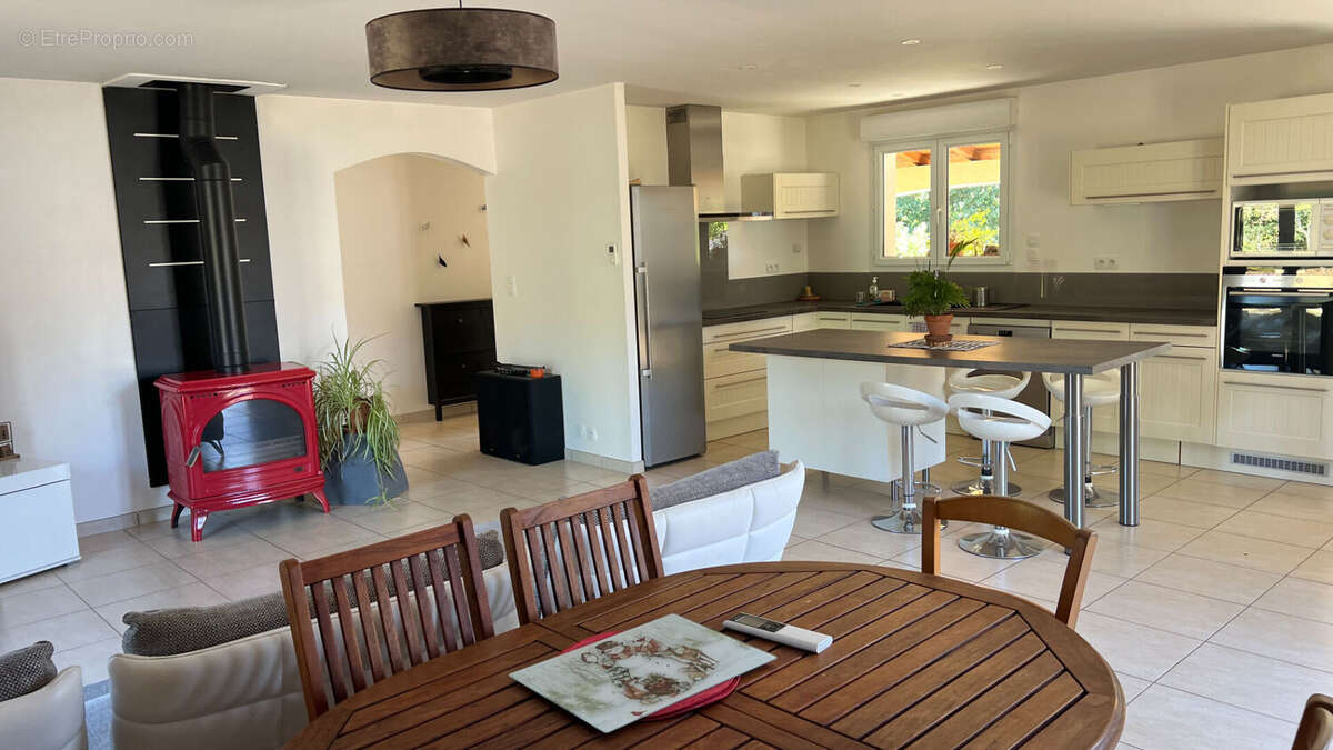 Maison Ste Foy De Peyrolieres 5 pièce(s) 112 m2 - photo 2