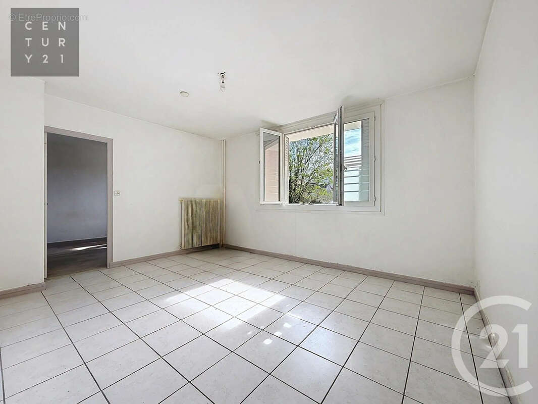 Appartement 49 m² à Troyes  - photo 4