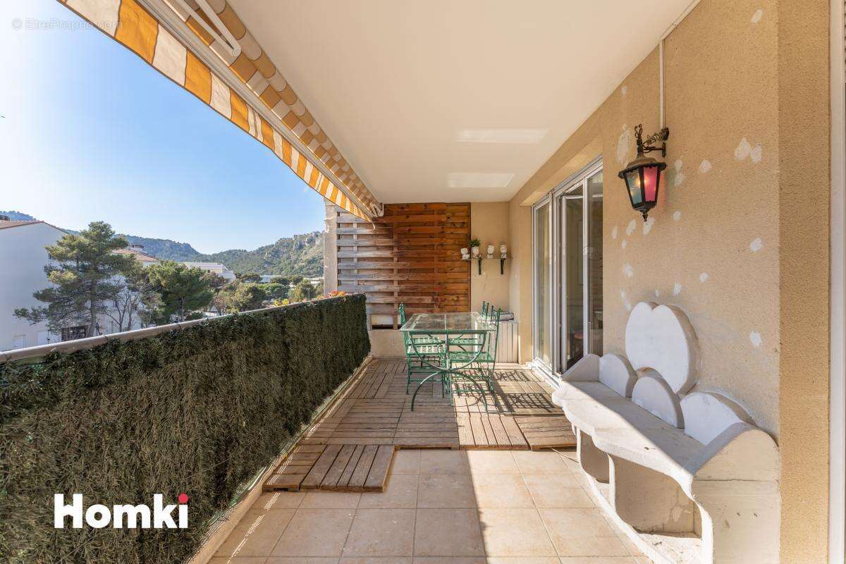 Appartement à MARSEILLE-9E