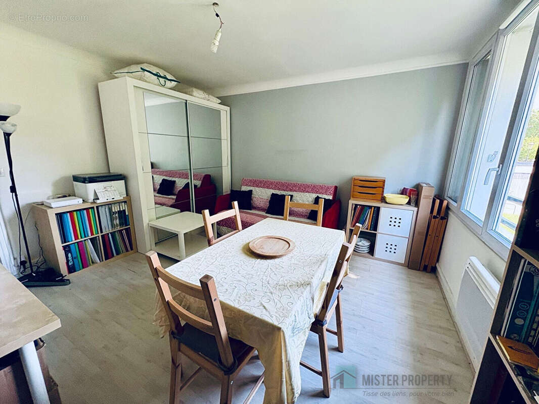Appartement à RUEIL-MALMAISON