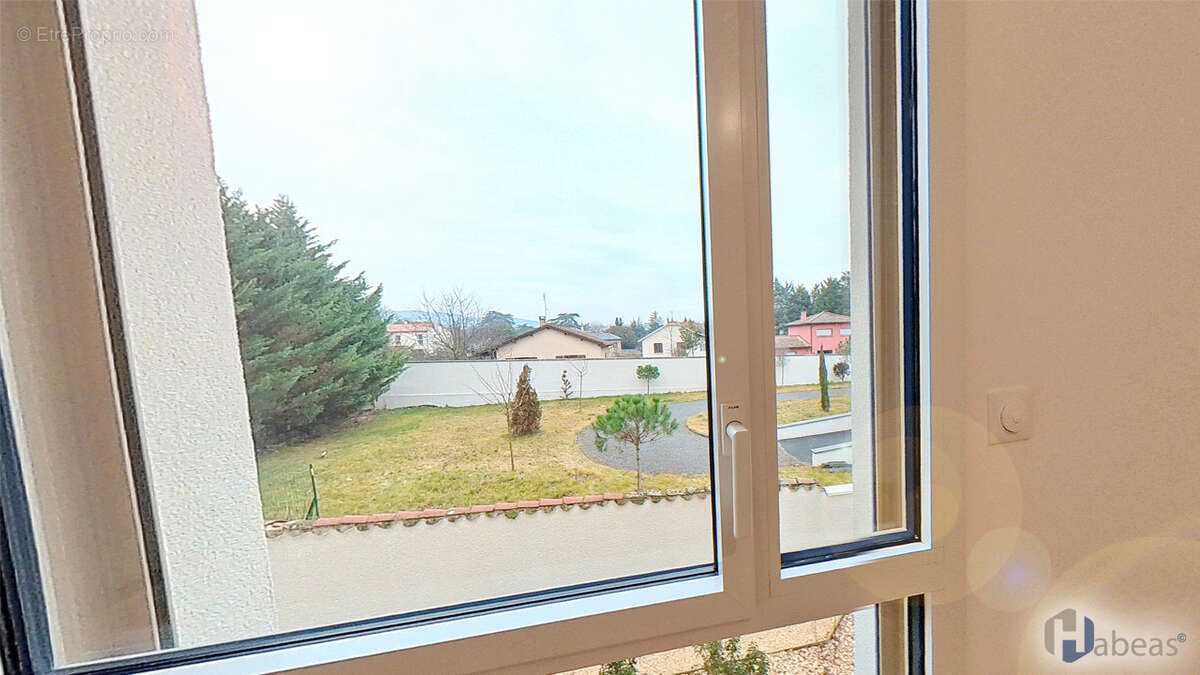 Appartement à VILLE-LA-GRAND