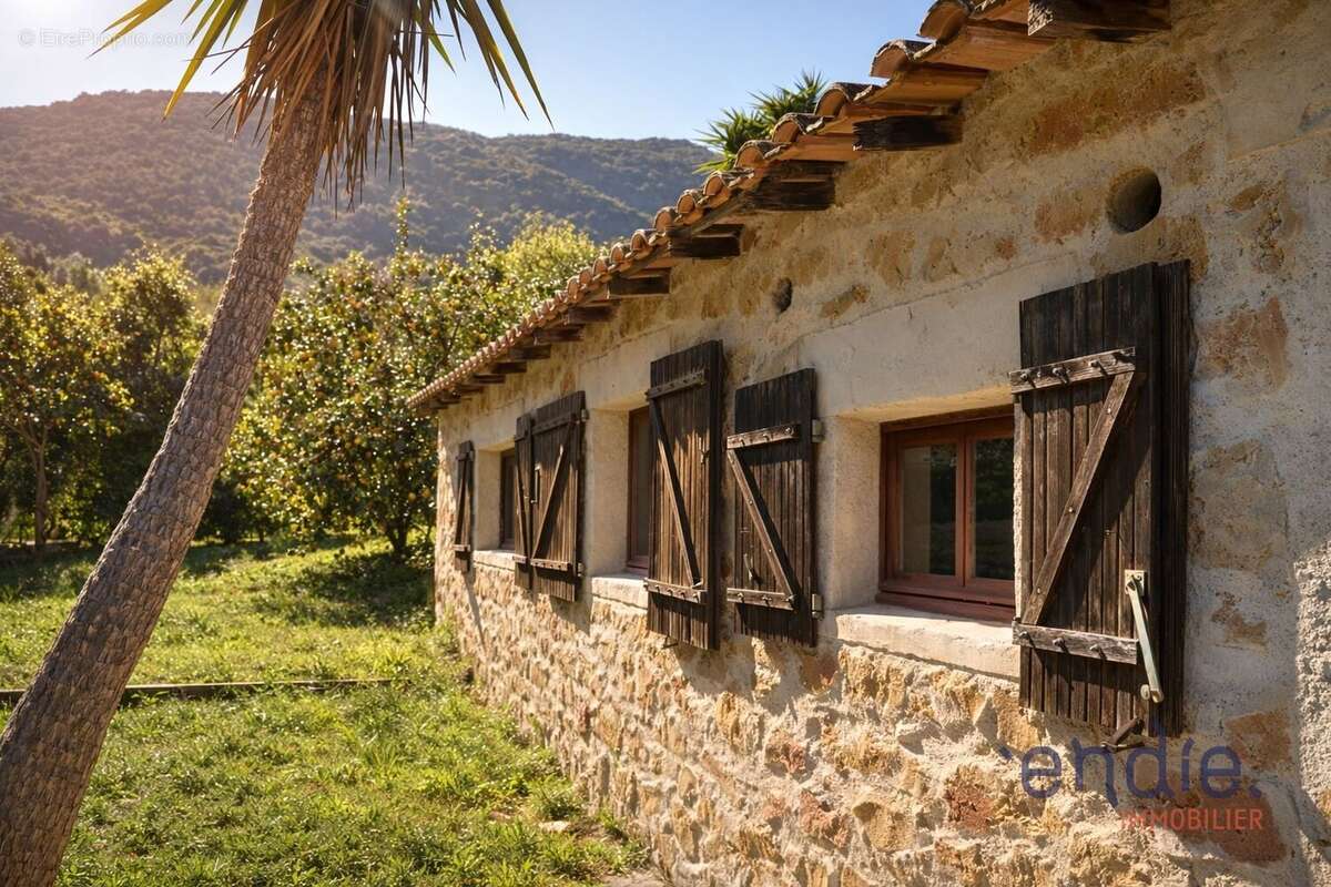 Maison à CAVALAIRE-SUR-MER