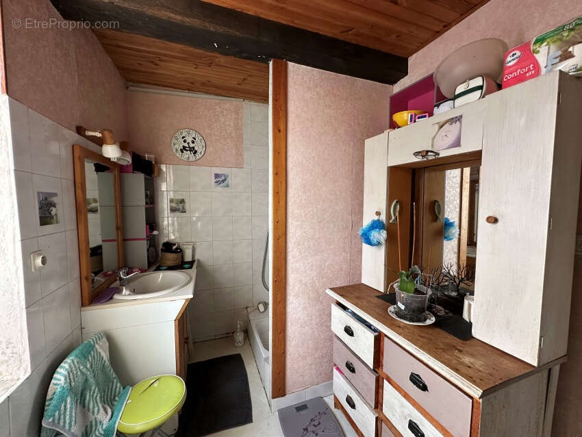 Maison à SAINTE-CHRISTINE